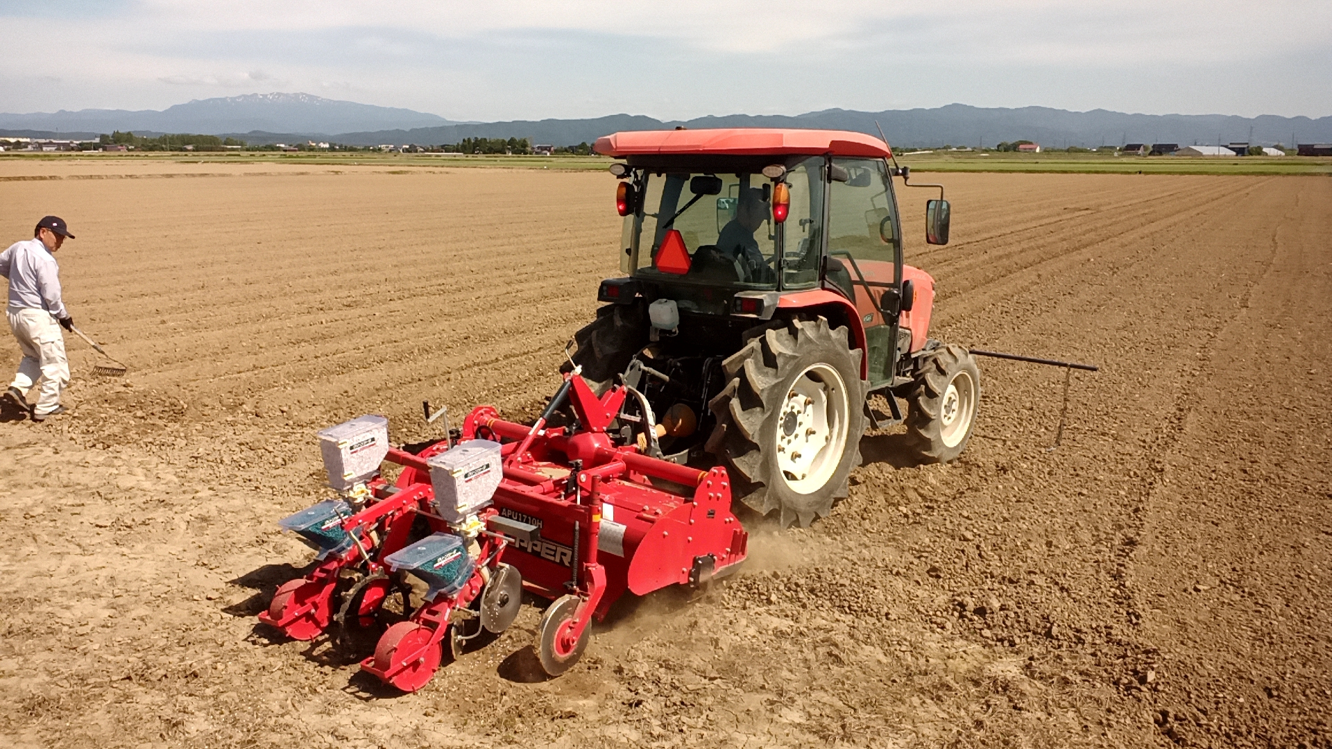 農業情報設計社 AgriBus-Navi-AutoSteer 自動操舵で大豆播種 新潟県